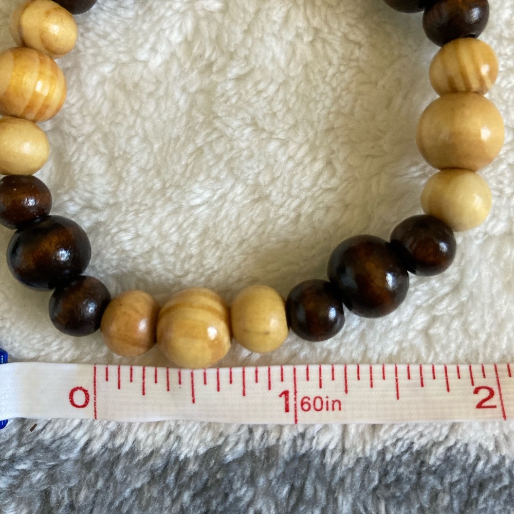 Natural Wood Bead Bracelet - Picture 7 of 8